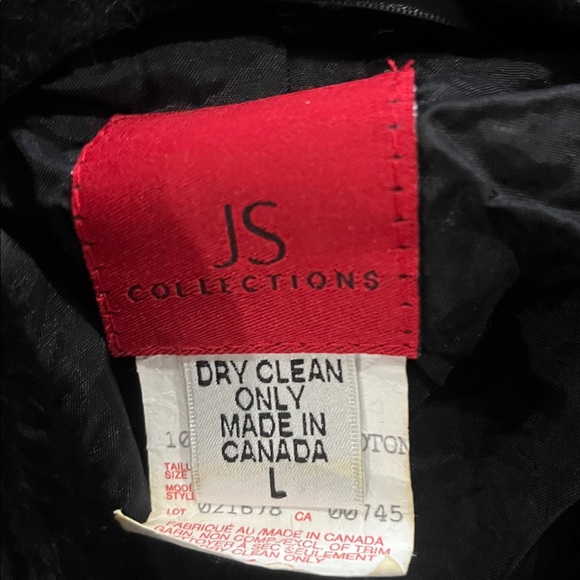 JS Collections Black Velvet Maxi Coat with Faux Fur Collar and Cuffs - Picture 6 of 6